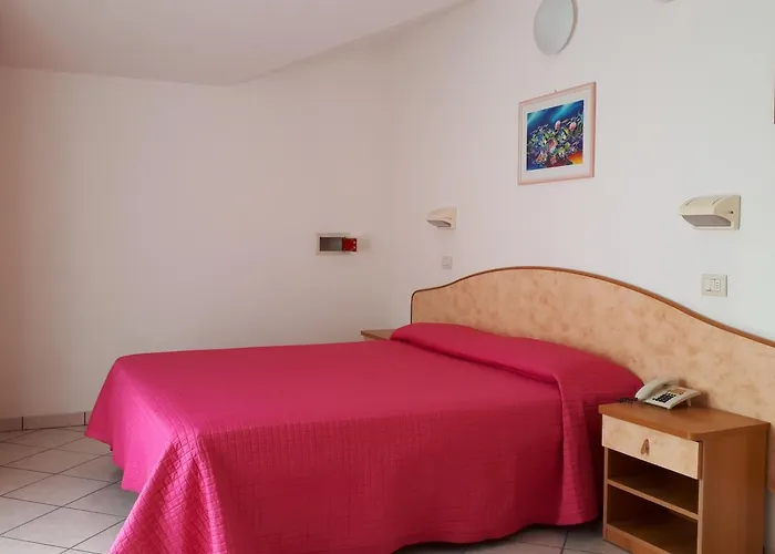 Ξενοδοχείο Ambra 3*